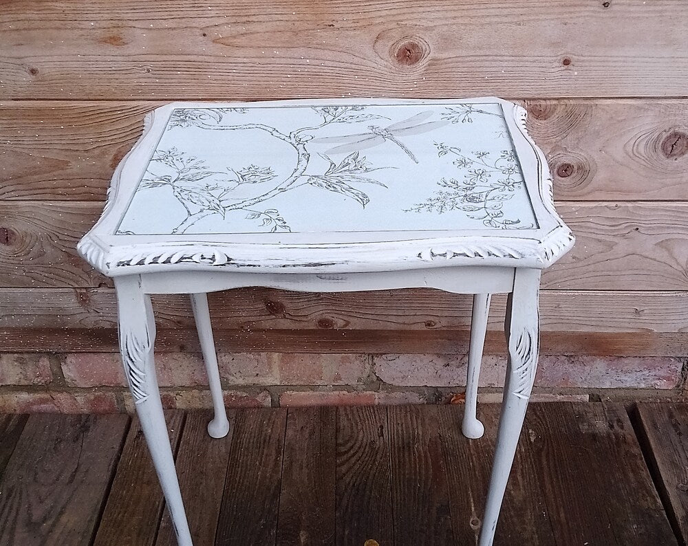 Meduim Château side table