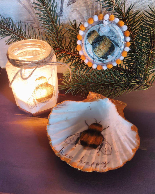 Decoupaged Trinket Tray with matching versatile jar can be used as a candle holder, pencil pot or mini vase and matching tree decoration.
